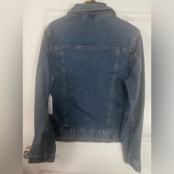 COPY - Time and Tru Women’s Denim Jacket! NWT! Size L! - Picture 7 of 7
